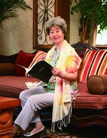 凡參會者將免費享受五重好禮!前100名電話報名者還將獲贈藍莓酒一瓶-青島報紙電子版